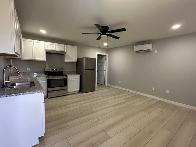 2321 David St in Corpus Christi, TX - Building Photo - Building Photo