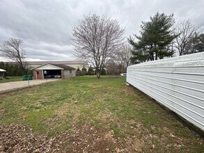 3333 Acacia Ave in Shepherdsville, KY - Building Photo - Building Photo