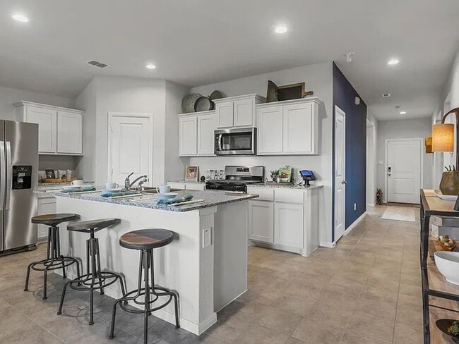 9428 Golden Tree Ave in Fort Worth, TX - Building Photo - Building Photo