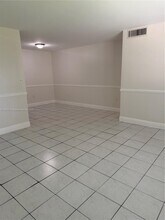 10370 SW 220th St in Cutler Bay, FL - Building Photo - Building Photo