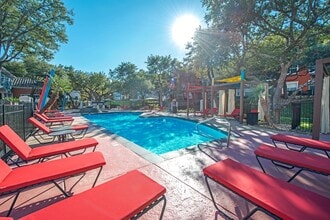 Reserve at Canyon Creek in San Antonio, TX - Building Photo - Building Photo
