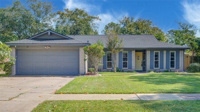 property at 966 Redway Ln
