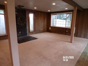 2951 NW Hayes Ave in Corvallis, OR - Building Photo - Building Photo