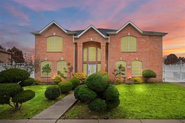 property at 808 Sabona Dr