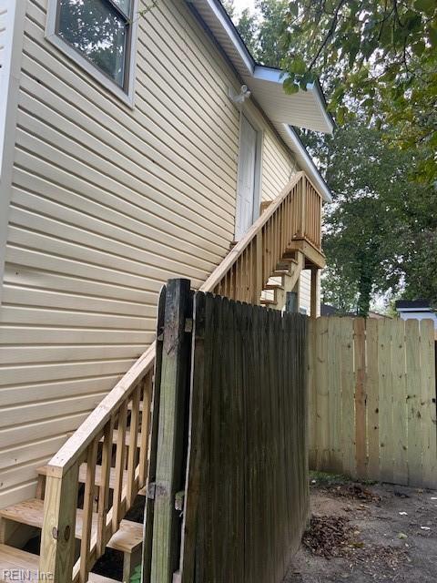 property at 7943 Ransom Rd