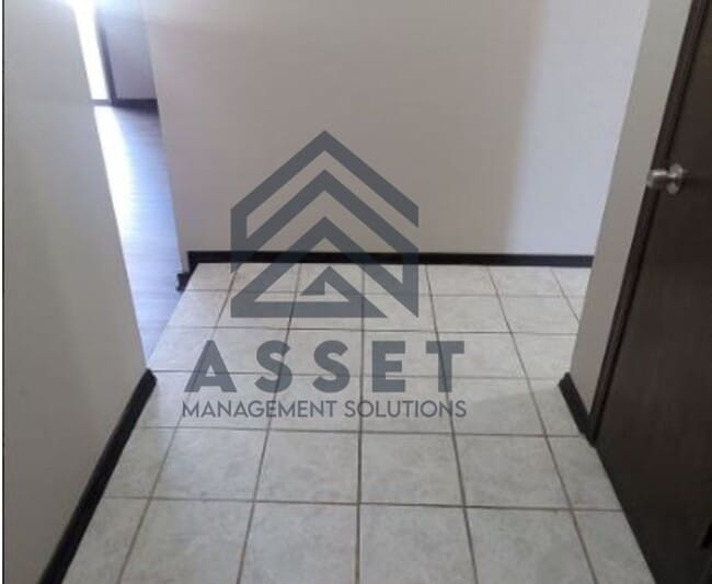 10900 Bel Air Pl in Oklahoma City, OK - Building Photo - Building Photo