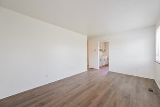 9295 E 14th Ave in Aurora, CO - Building Photo - Building Photo