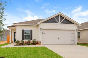 16455 Hill Dr in Conroe, TX - Building Photo