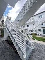 10229 NW 64th Ter, Unit 101 in Doral, FL - Building Photo