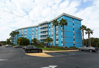 The Wave Condos in St. Petersburg, FL - Building Photo - Building Photo