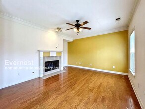 1930 Shiloh Valley Trail NW in Kennesaw, GA - Foto de edificio - Building Photo
