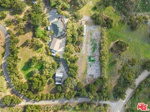 12310 Yerba Buena Rd in Malibu, CA - Building Photo - Building Photo