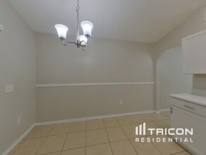 321 Placid Lake Dr in Sanford, FL - Building Photo - Building Photo