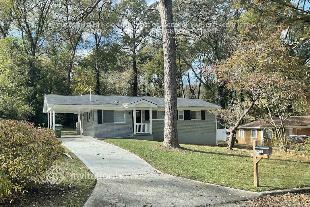 2833 Altaview Dr SE in Atlanta, GA - Building Photo