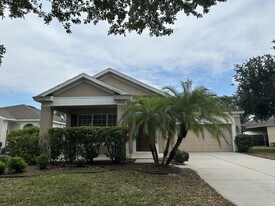 2211 Pine Oaks Tr in Kissimmee, FL - Building Photo