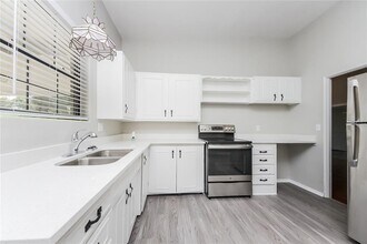 2843 Riddle Dr in Winter Park, FL - Building Photo - Building Photo