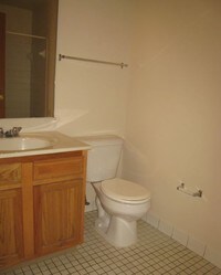 Building Photo - Pine Ridge Apartments in Logan, Ohio