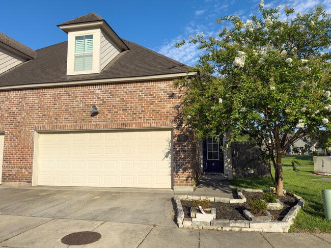 property at 2167 Shadowbrook Dr