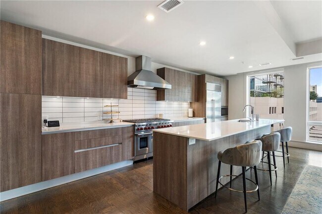 867 Peachtree St NE in Atlanta, GA - Building Photo - Building Photo