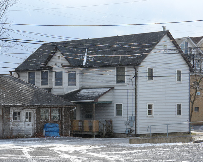 109-113 N Barnard St in State College, PA - Building Photo - Building Photo