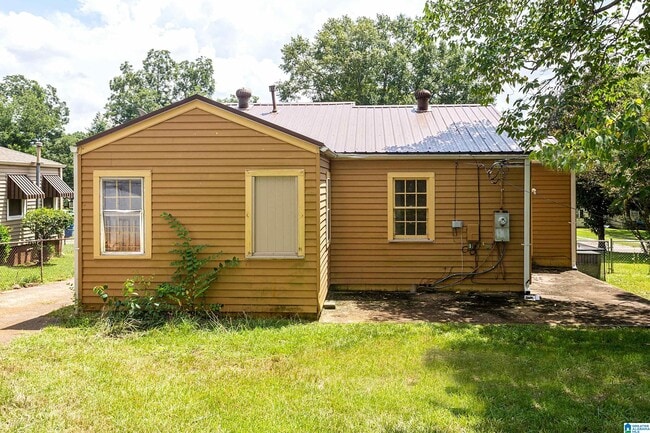 340 McPherson Ave in Midfield, AL - Building Photo - Building Photo