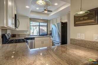 11 Palma Dr in Rancho Mirage, CA - Building Photo - Building Photo