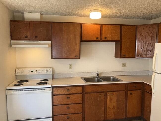 924 Billy Frank Jr. St in Bellingham, WA - Building Photo - Building Photo