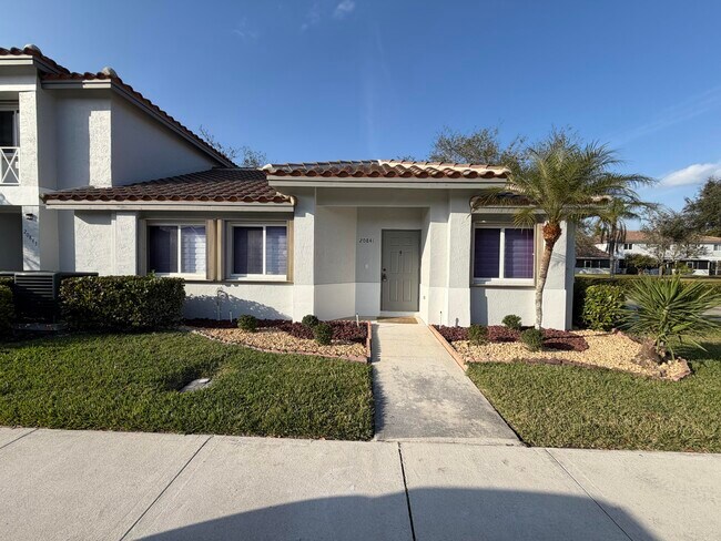 20841 NW 1st St in Pembroke Pines, FL - Building Photo - Building Photo