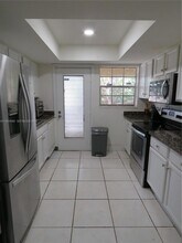 11840 NE 19th Dr, Unit 26 in North Miami, FL - Foto de edificio - Building Photo