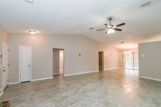 3164 Sanderling Ct in Middleburg, FL - Building Photo - Building Photo