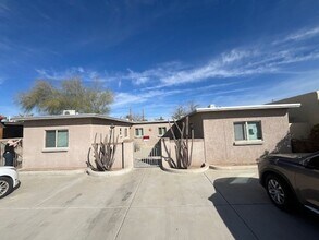 1408 W Sonora St-Unit -4 in Tucson, AZ - Building Photo - Building Photo