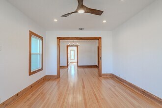 6706 Fisher Rd in Dallas, TX - Building Photo - Building Photo