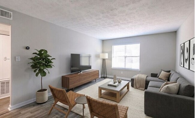 property at 2113 Defoors Ferry Rd NW
