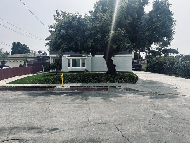 4624 W 166th St in Lawndale, CA - Building Photo - Building Photo