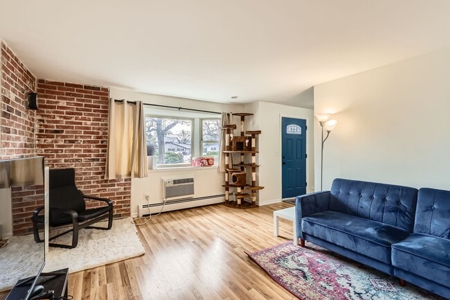 property at 62 N Newark St
