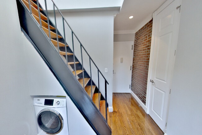 416 E 13th St in New York, NY - Building Photo - Building Photo
