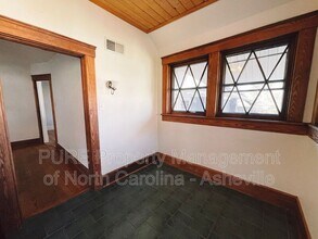 114 Hillside St in Asheville, NC - Building Photo - Building Photo