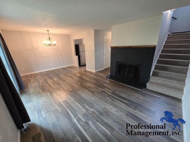 property at 3285 Canyon Dr