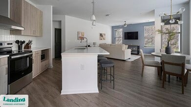 2800 Milan Ct in Birmingham, AL - Building Photo - Building Photo