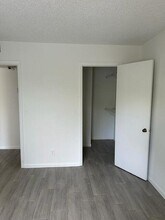 1846 Abbey Rd in West Palm Beach, FL - Building Photo - Building Photo