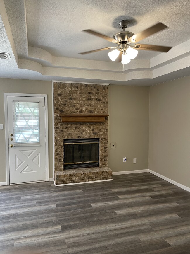 property at 5017 Wagon Wheel Ave