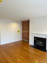 1740 Washington St, Unit #3 in Boston, MA - Foto de edificio - Building Photo