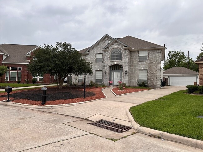 property at 318 N Cypress Estates Cir