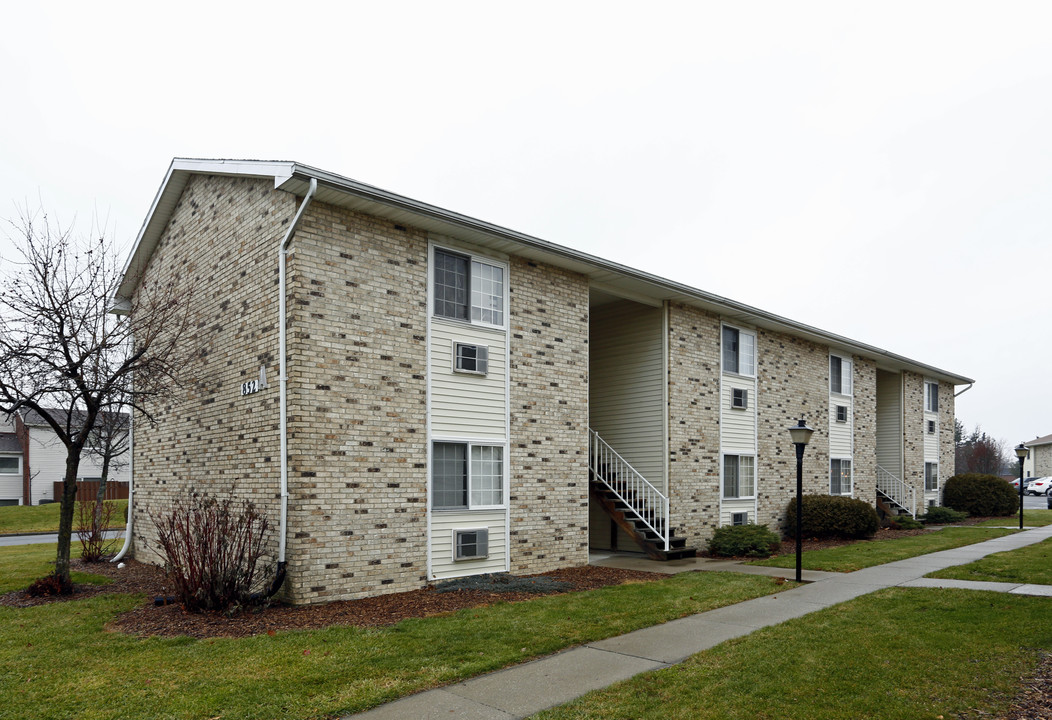 Liberty Commons Apartments in Findlay, OH - Building Photo