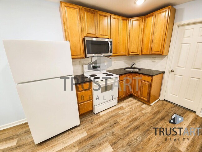 1933 Colonial St in Philadelphia, PA - Building Photo - Building Photo