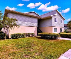 209 Berry Tree Pl in Brandon, FL - Building Photo