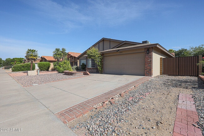 property at 4053 W Cielo Grande