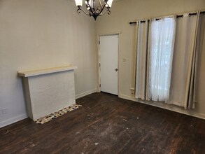 1316 N Market St in Wichita, KS - Building Photo - Building Photo