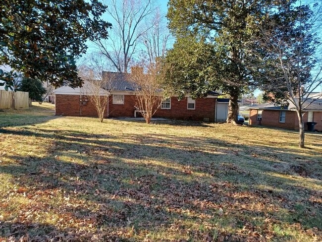 2924 Mere Dr in Columbia, TN - Building Photo - Building Photo