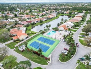 2132 Augusta Trace in Palm City, FL - Foto de edificio - Building Photo
